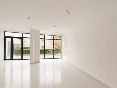 Prodaja, poslovni prostor, 45m², Centar, Vrnjačka Banja - image 2