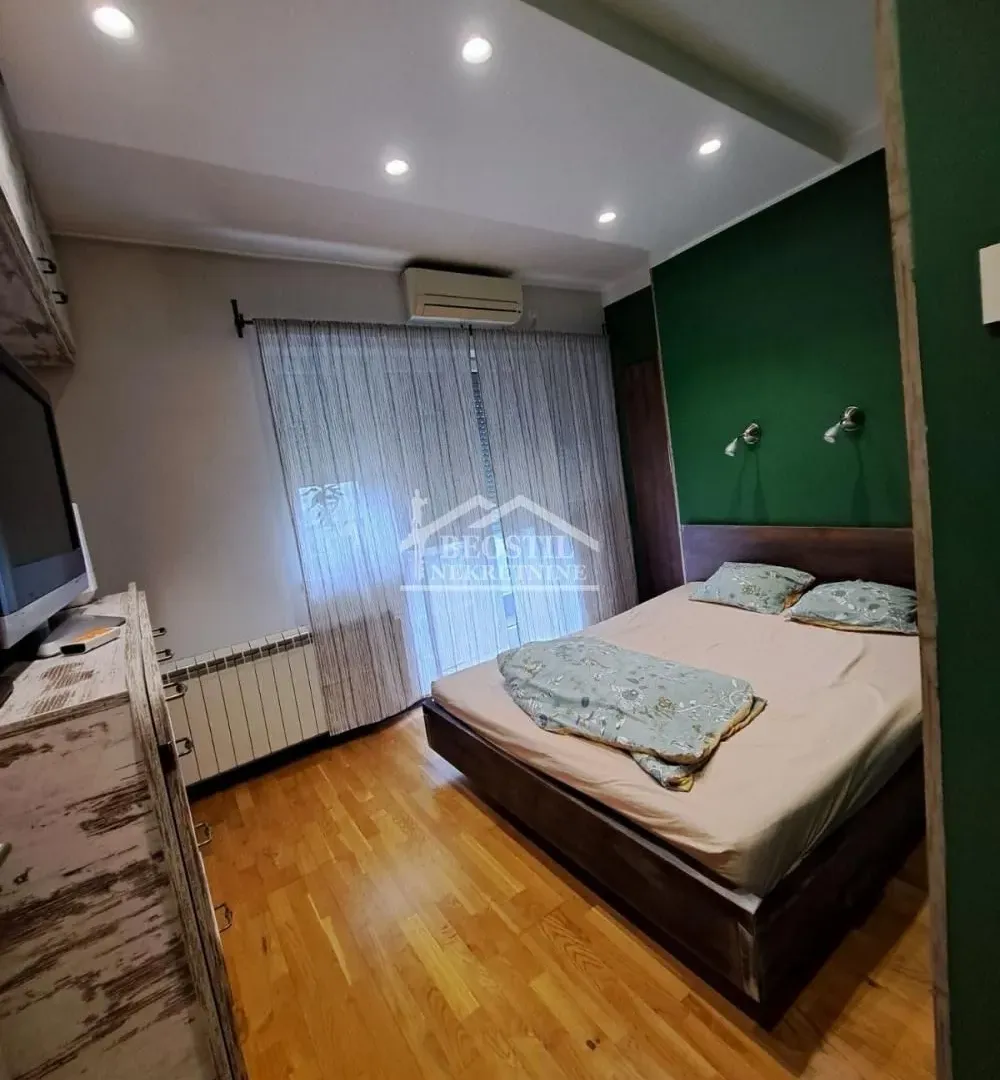 Izdavanje, dvosoban stan, 61m², Novi Beograd Sve Podlokacije, Beograd