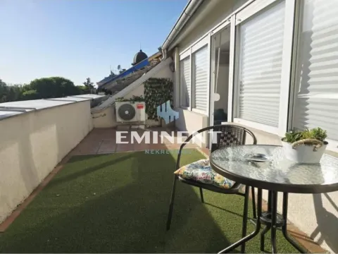 Izdavanje, trosoban stan, 90m², Stari Grad, Beograd - image 17