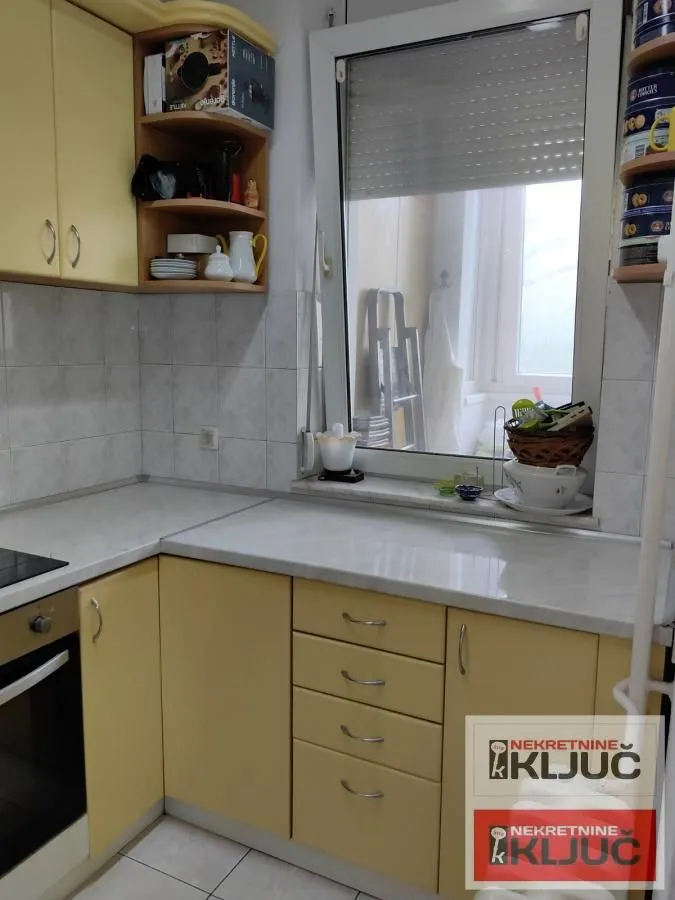 Prodaja, dvosoban stan, 59m², Centar, Novi Sad