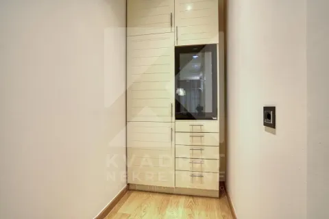 Izdavanje, dvosoban stan, 120m², Kruševac, Podgorica - image 14