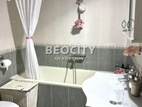 Sale, three bedroom apartment, 72m², Centar, Novi Sad - image 6