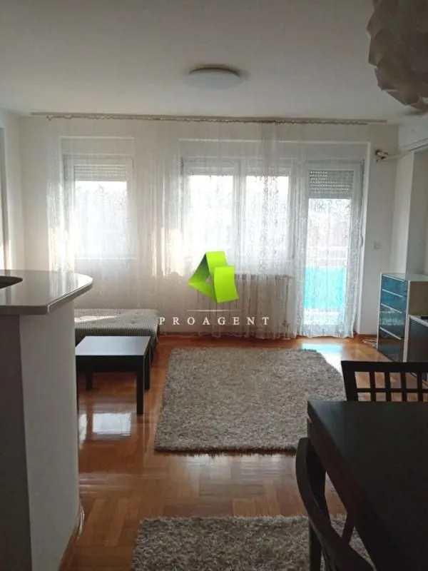 Rent, one bedroom apartment, 53m², Medijana, Niš