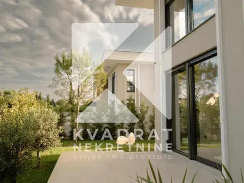 Izdavanje, kuća, 262m², Gornja Gorica, Podgorica - image 8