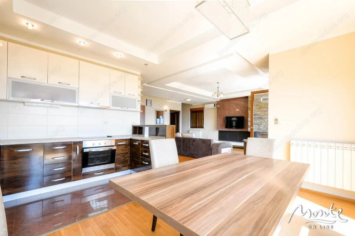 Prodaja, kuća, 227m², Zelenika, Herceg Novi