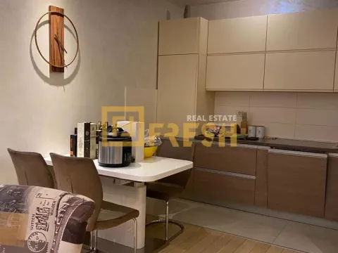 Prodaja, dvosoban stan, 66m², City Kvart, Podgorica - image 4
