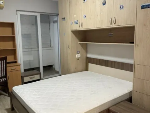 Izdavanje, jednosoban stan, 42m², Centar, Podgorica - image 4