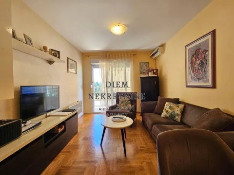 Sale, two bedroom apartment, 69m², Centar, Bar - image 8