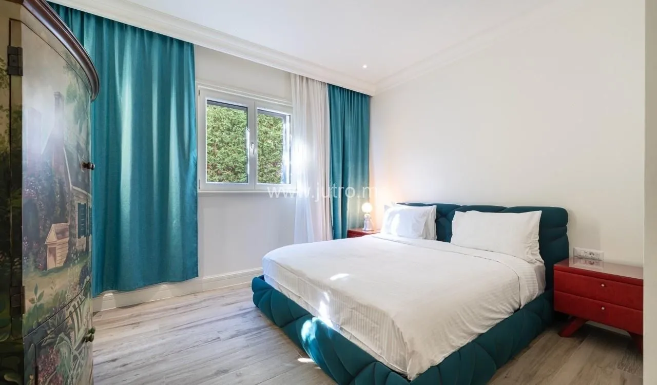 Prodaja, trosoban stan, 190m², Luštica Bay, Tivat