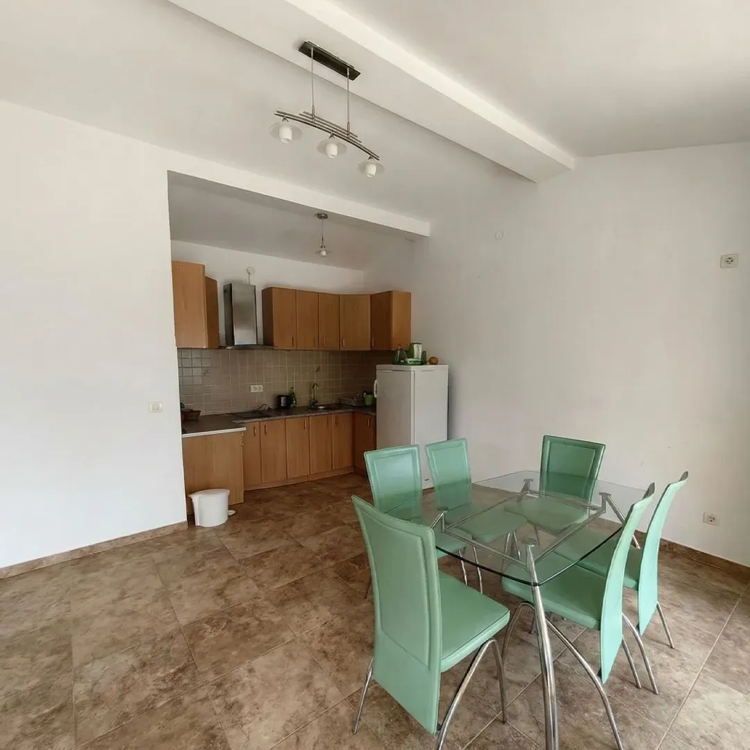 Sale, house, 400m², Zagrađe, Bar