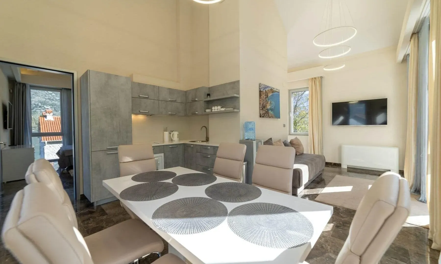 Prodaja, ugostiteljski objekat, 731m², Stoliv, Kotor