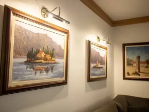 Sale, two bedroom apartment, 68m², Centar, Budva - image 9