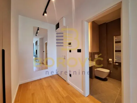 Izdavanje, dvosoban stan, 50m², Crveni Krst, Beograd - image 10