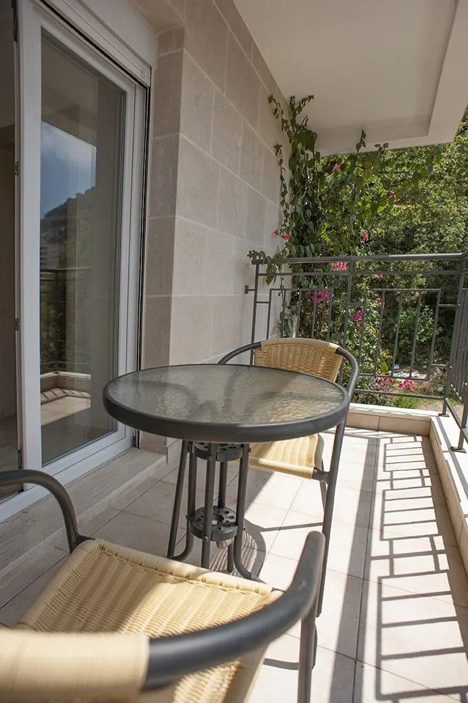 Sale, house, 400m², Perazića do, Budva