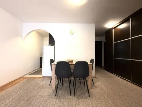 Izdavanje, dvosoban stan, 50m², Voždovac Sve Podlokacije, Beograd - image 6