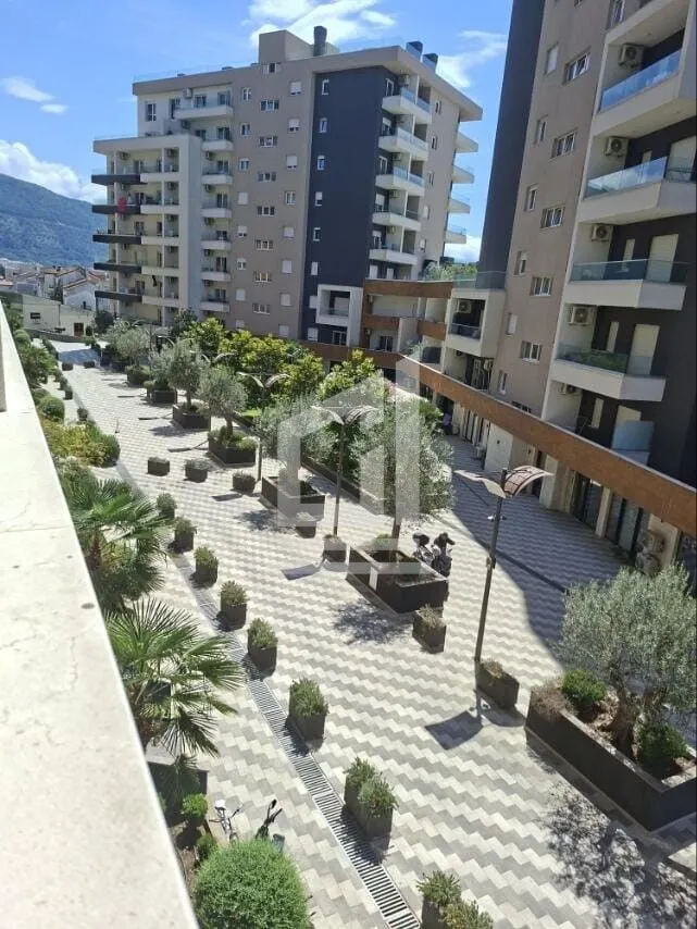 Rent, two bedroom apartment, 63m², Centar, Budva