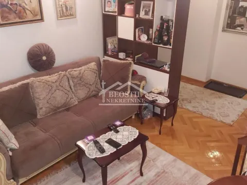 Prodaja, dvosoban stan, 47m², Kalenić Pijaca, Vračar Sve Podlokacije - image 2