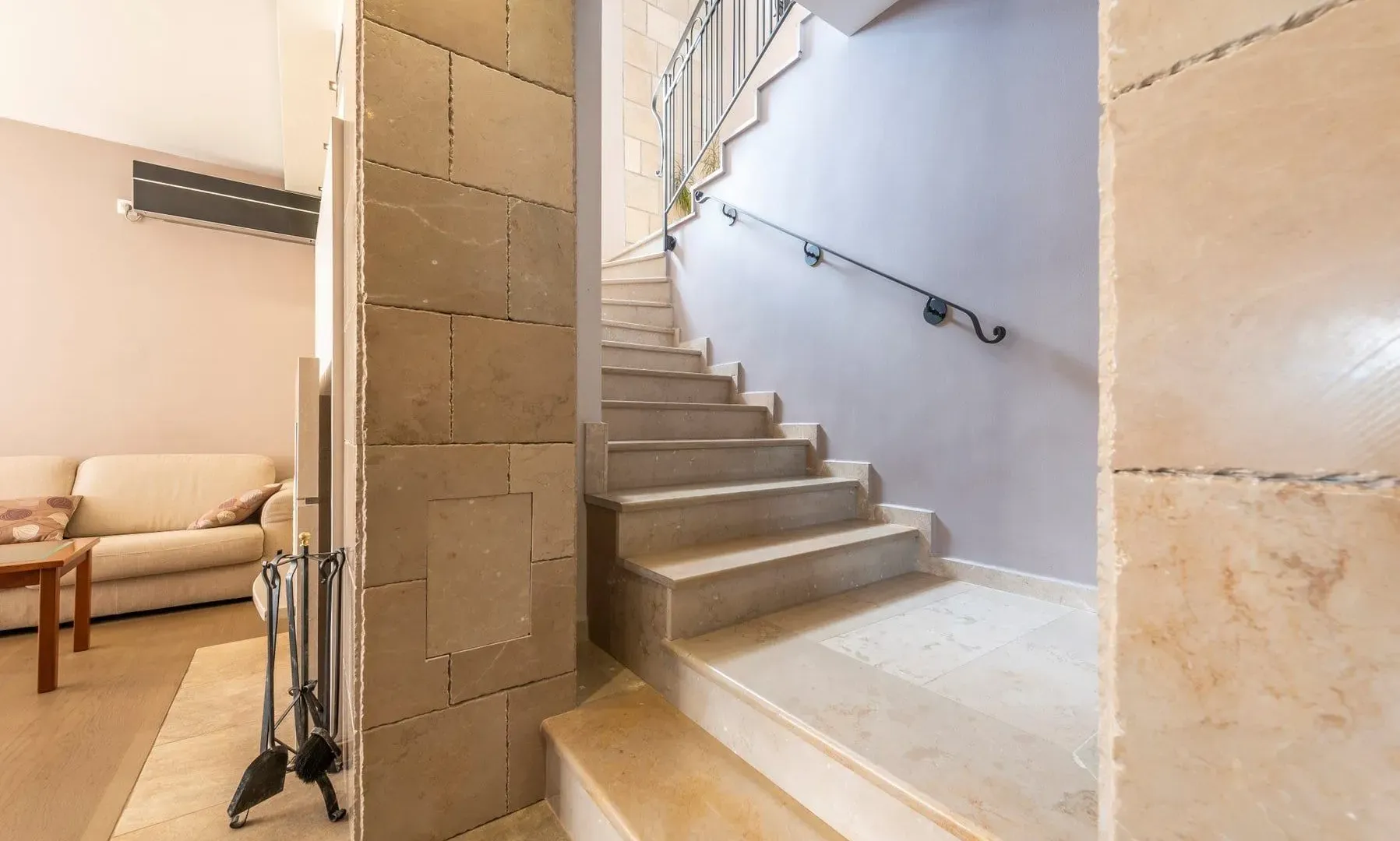 Sale, three bedroom apartment, 215m², Centar, Budva