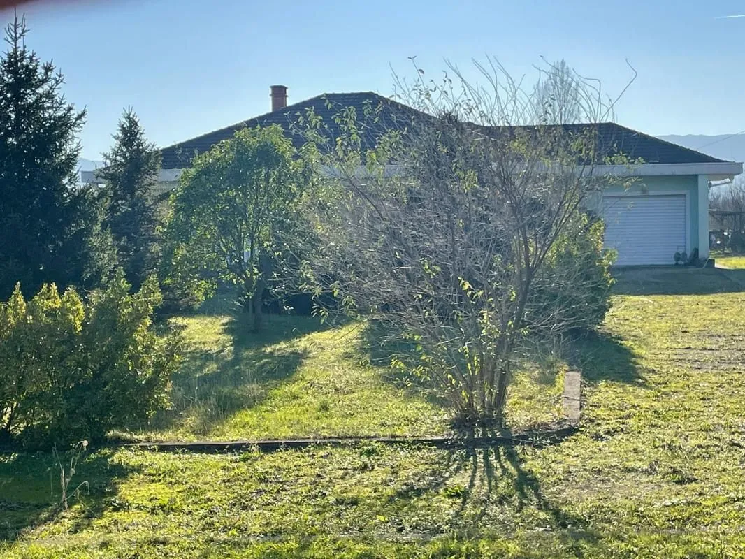 Sale, house, 300m², Kosić, Danilovgrad