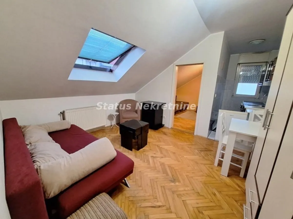 Izdavanje, jednosoban stan, 36m², Grbavica, Novi Sad Sve Podlokacije