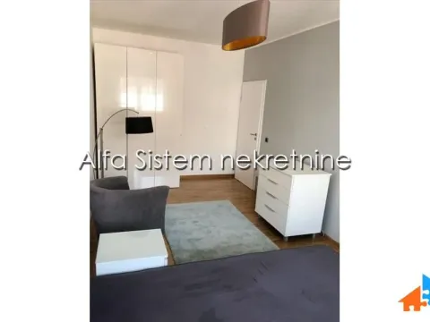 Izdavanje, trosoban stan, 88m², Vračar Sve Podlokacije, Beograd - image 7