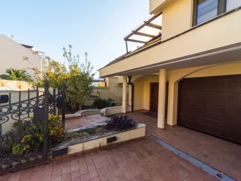 Izdavanje, kuća, 270m², Gorica C, Podgorica - image 2