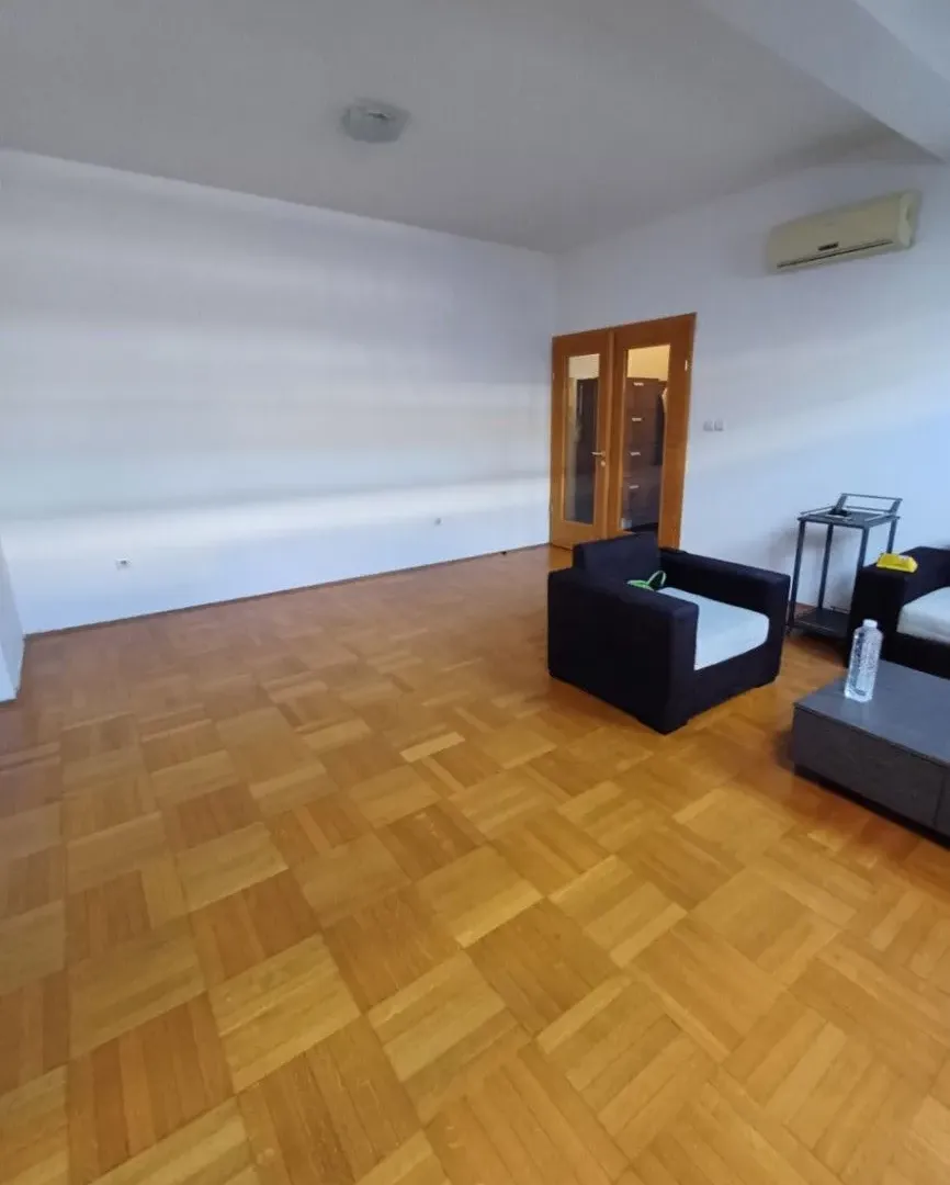 Prodaja, trosoban stan, 98m², Subotica, Srbija