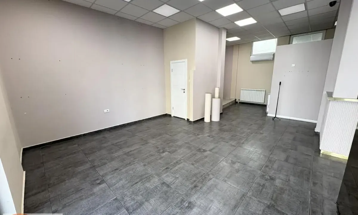 Rent, office space, 90m², Crveni Krst, Beograd