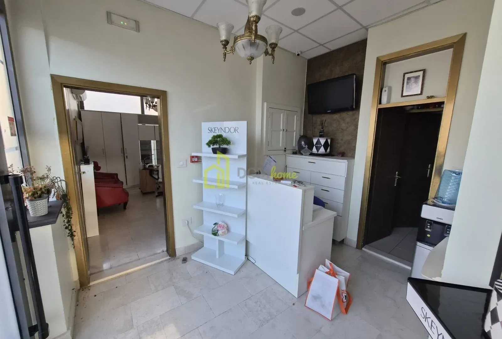 Sale, office space, 60m², Pejton, Podgorica