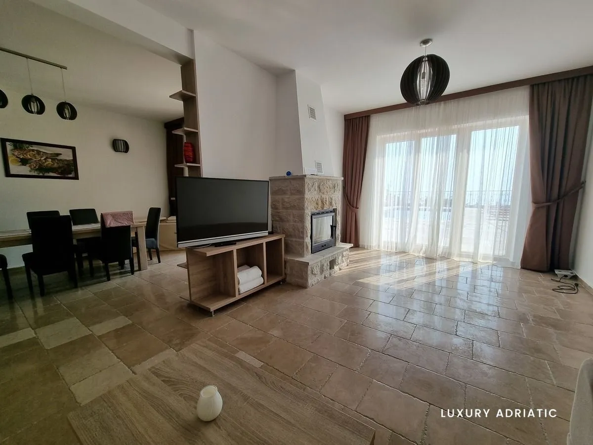 Sale, house, 1000m², Reževići, Budva