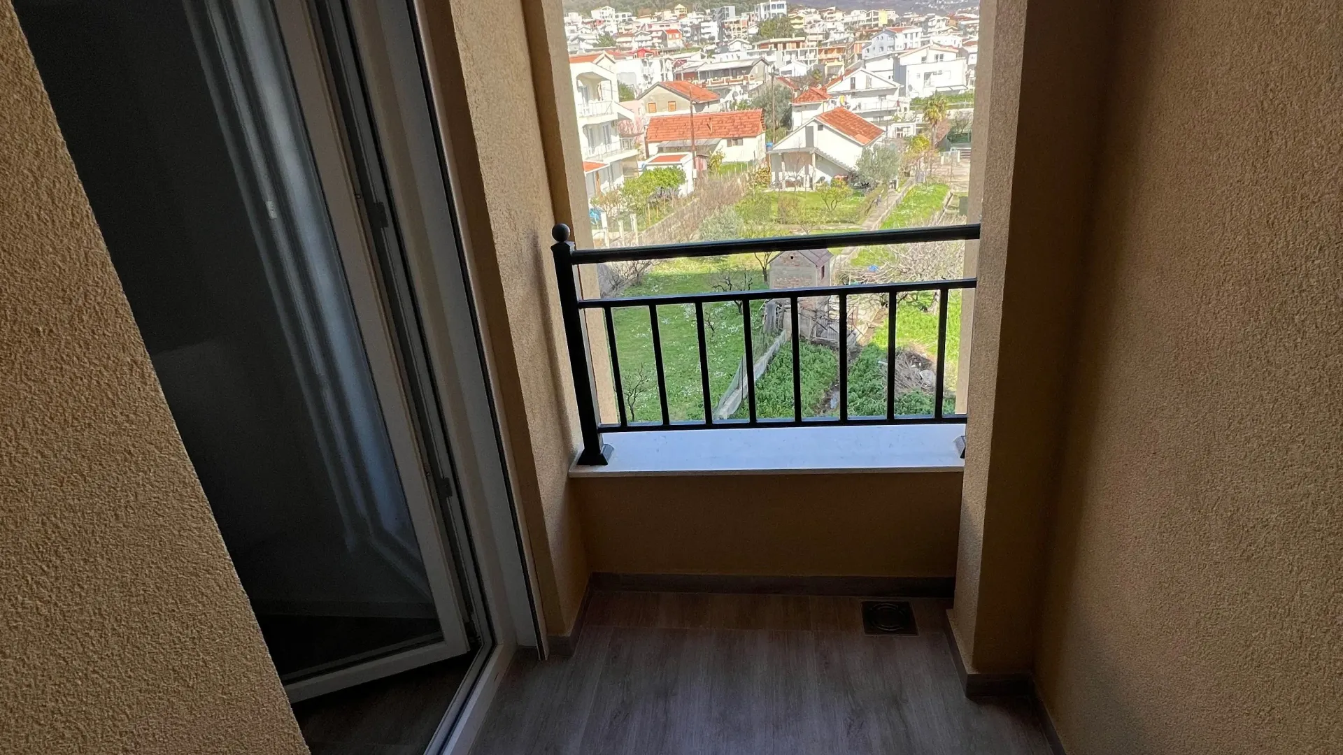Rent, studio apartment, 25m², Šušanj, Bar
