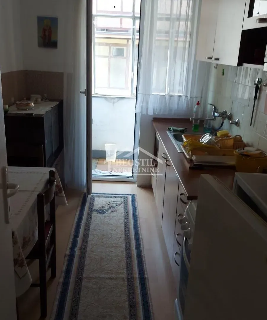 Prodaja, dvosoban stan, 58m², Zemun Sve Podlokacije, Beograd