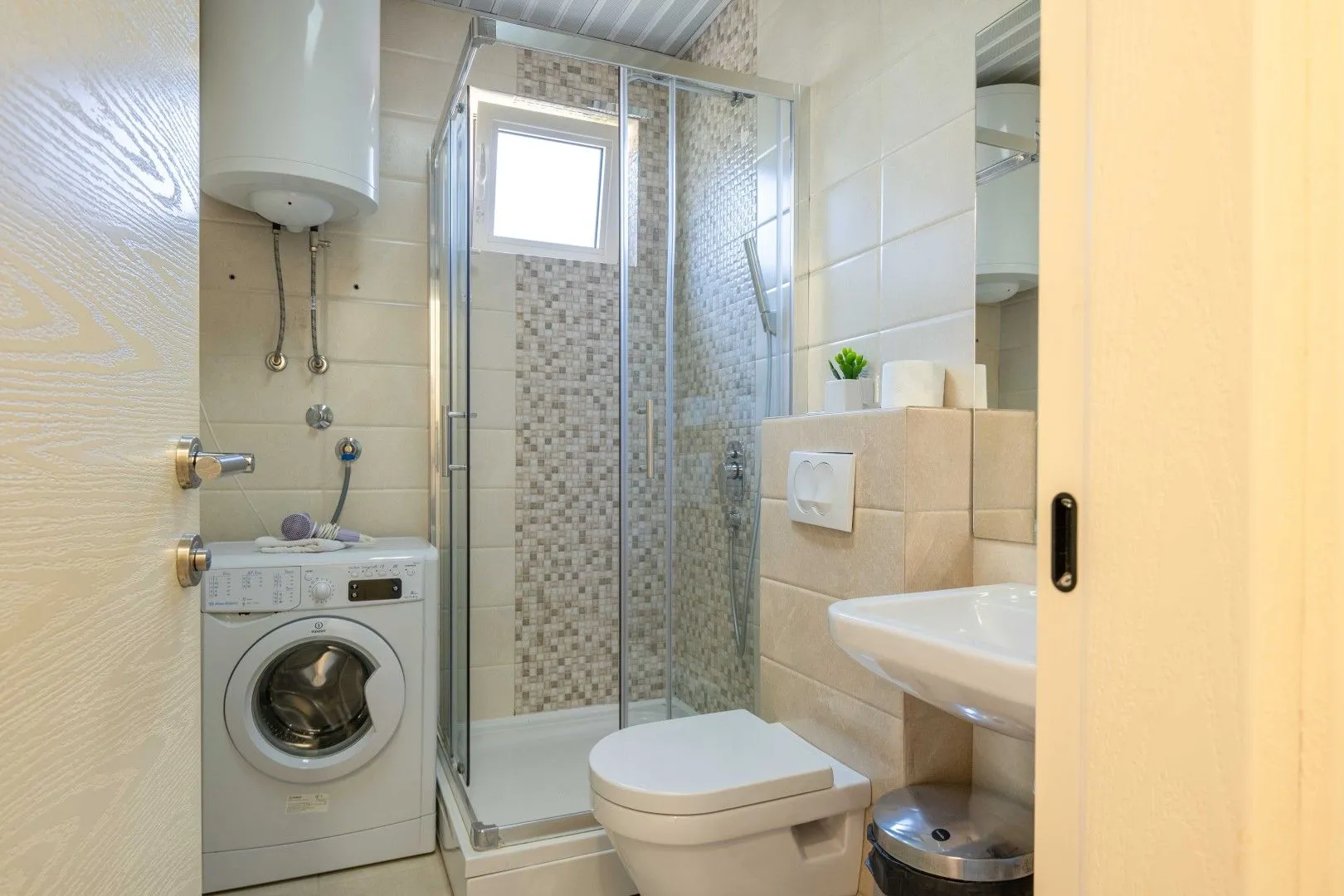 Sale, two bedroom apartment, 75m², Gospoština, Budva
