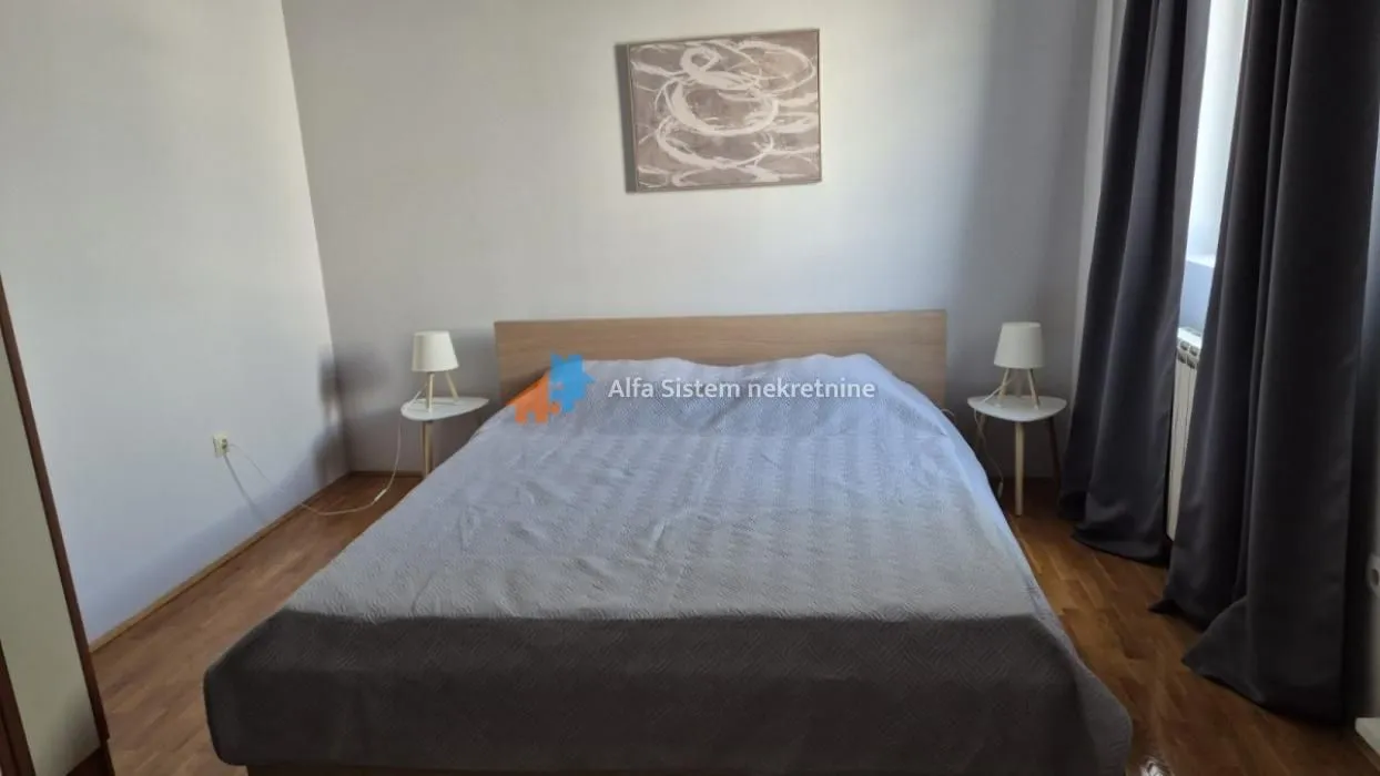 Izdavanje, dvosoban stan, 70m², Fon (Fon - Bilećka), Voždovac Sve Podlokacije