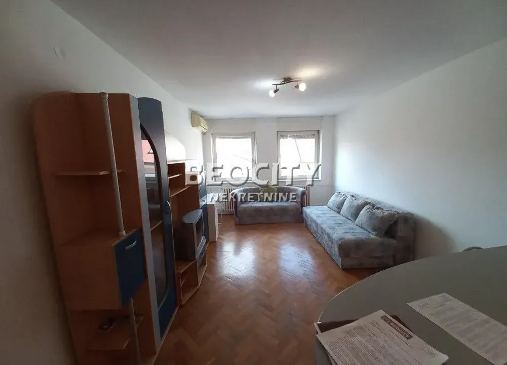 Prodaja, stan, 29m², Centar, Novi Sad