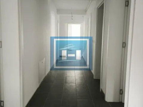 Izdavanje, stan, 223m², Centar, Ćuprija - image 6