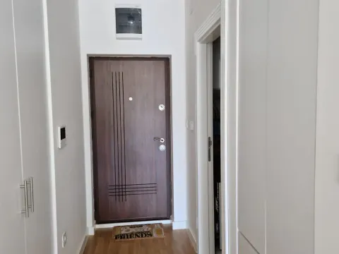 Rent, apartment, 41m², Podgorica, Crna Gora - image 7