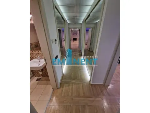 Rent, three bedroom apartment, 148m², Savski Venac, Beograd - image 13