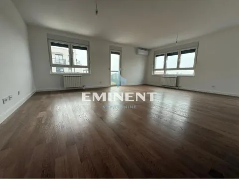 Prodaja, četvorosoban stan, 134m², Zemun Gornji Grad, Zemun Sve Podlokacije - image 1