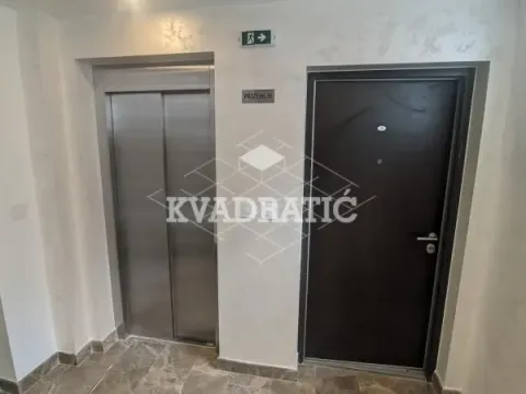 Prodaja, trosoban stan, 66m², Vukov Spomenik, Zvezdara Sve Podlokacije - image 10