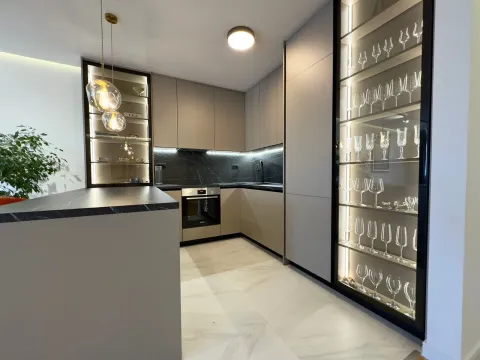 Izdavanje, dvosoban stan, 108m², Central Point, Podgorica - image 7