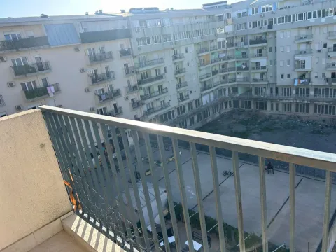 Rent, two bedroom apartment, 65m², Stari Aerodrom, Podgorica - image 11