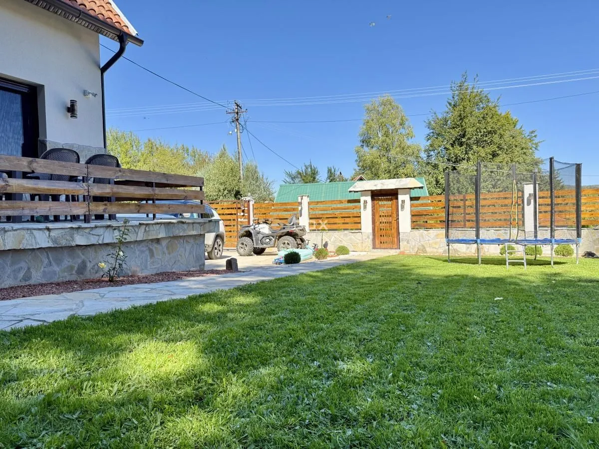 Prodaja, kuća, 120m², Surdulica, Srbija
