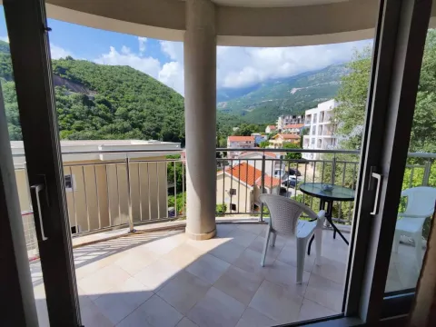 Rent, one bedroom apartment, 55m², Bečići, Budva - image 8