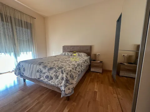 Rent, two bedroom apartment, 80m², Dalmatinska ulica, Podgorica - image 7
