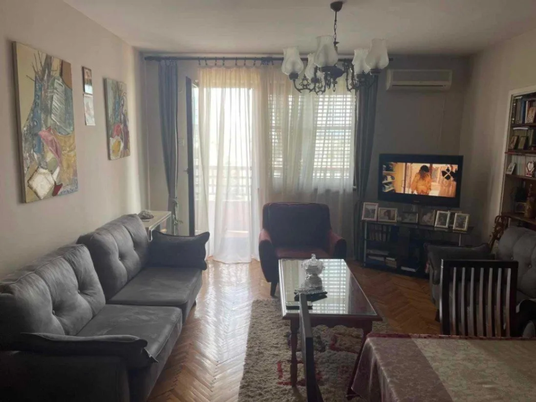 Prodaja, dvosoban stan, 74m², Lepa Kata, Podgorica