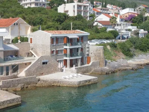 Prodaja, kuća, 314m², Tivat, Crna Gora - image 3