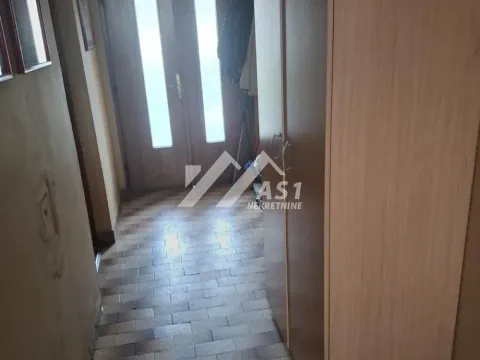 Prodaja, kuća, 266m², Futog, Novi Sad Sve Podlokacije - image 2