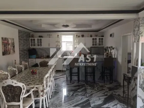 Izdavanje, kuća, 250m², Veternik, Novi Sad Sve Podlokacije - image 2