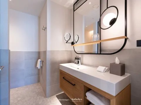 Prodaja, dvosoban stan, 90m², Porto Montenegro, Tivat - image 14